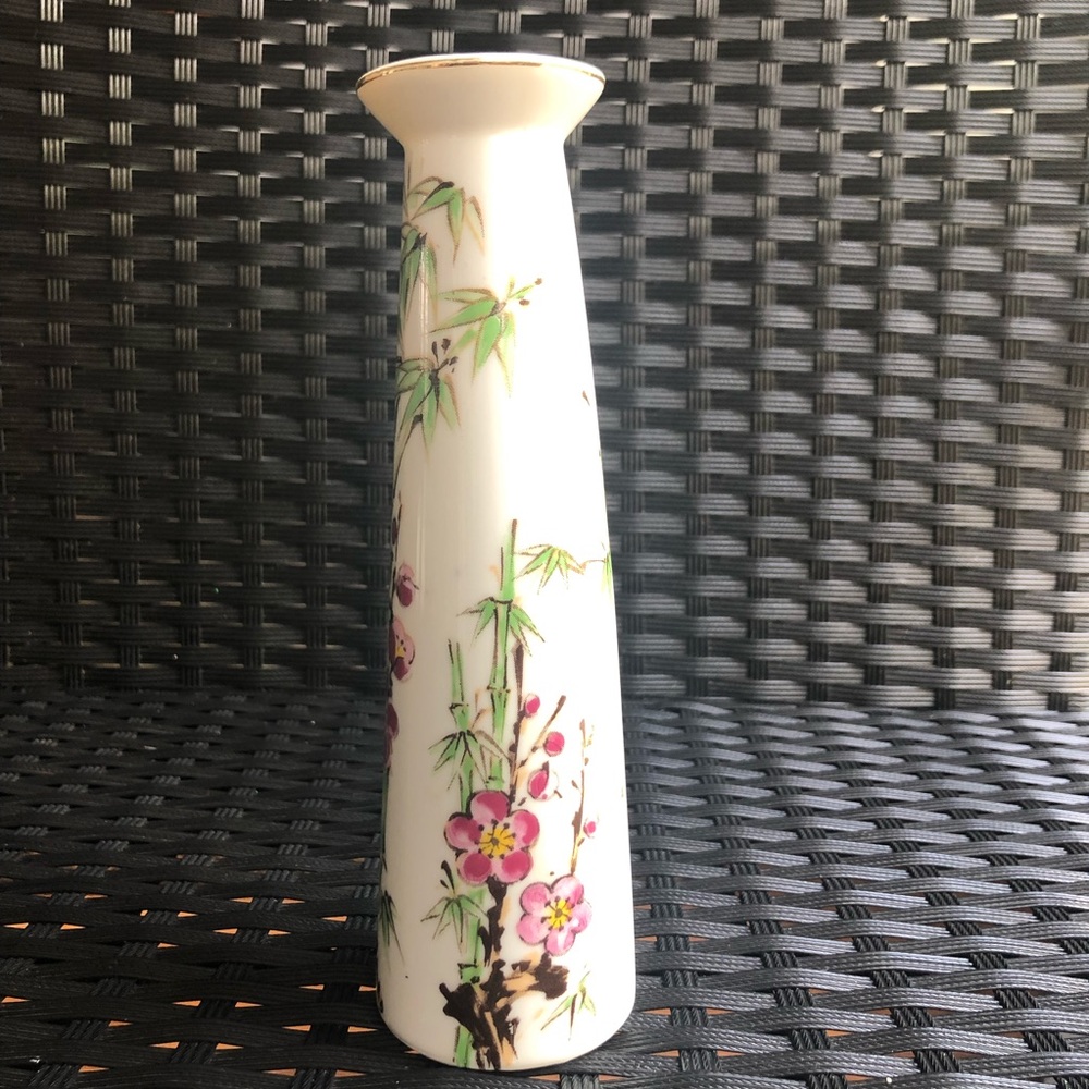 Beautiful vase - Picture 4 of 8